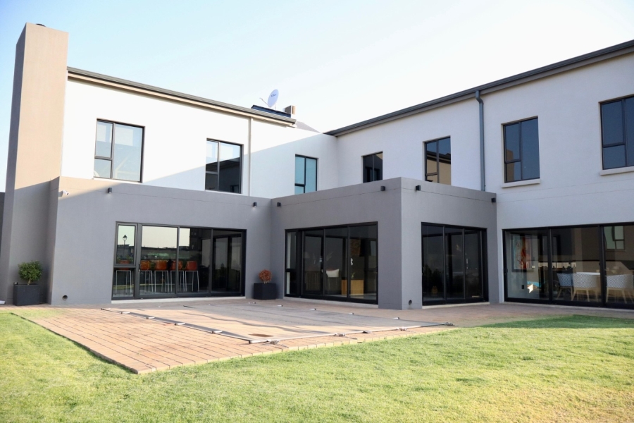 5 Bedroom Property for Sale in Cashan North West